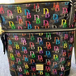 D&B crossbody w/matching wallet